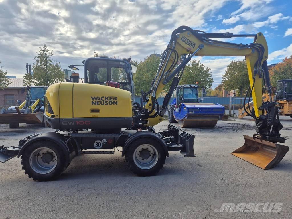 Wacker Neuson EW100 Excavatoare cu roti
