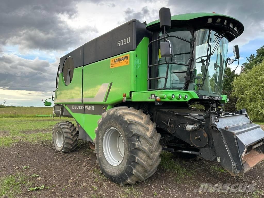 Deutz-Fahr 6090 HTS Combine de secerat