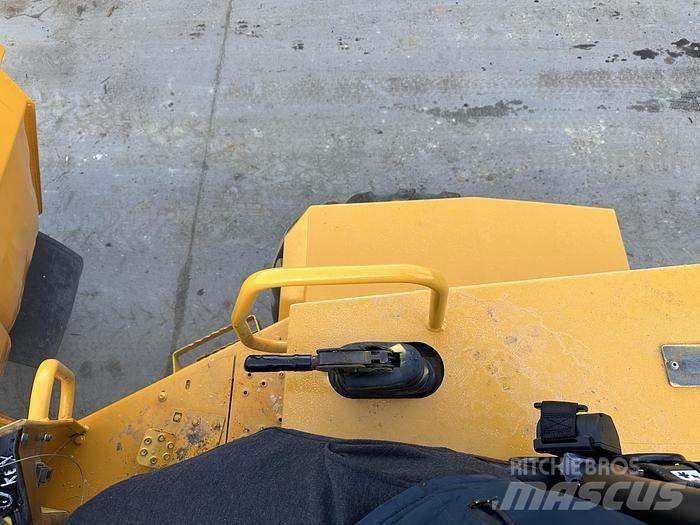 Thwaites 9T Minitractor de teren