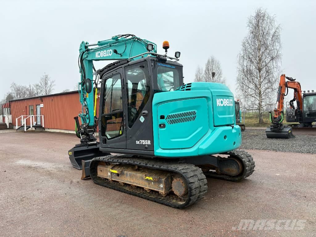 Kobelco SK75SR-7 Excavatoare 7t - 12t