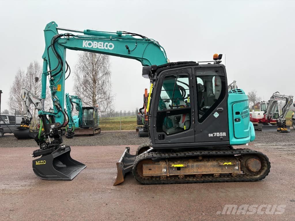 Kobelco SK75SR-7 Excavatoare 7t - 12t