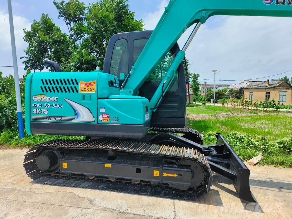 Kobelco SK 75 Excavatoare pe șenile
