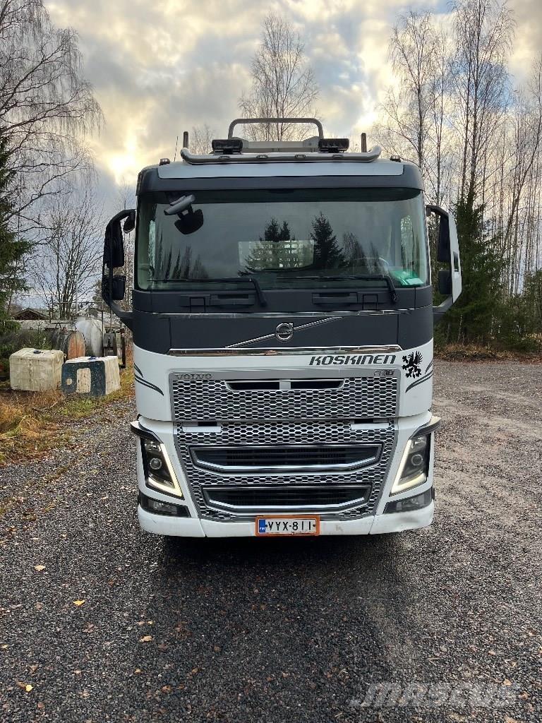 Volvo FH 16 550 Camion pentru lemne