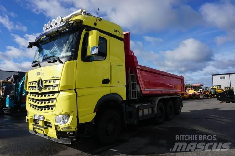 Mercedes-Benz Arocs Autobasculanta
