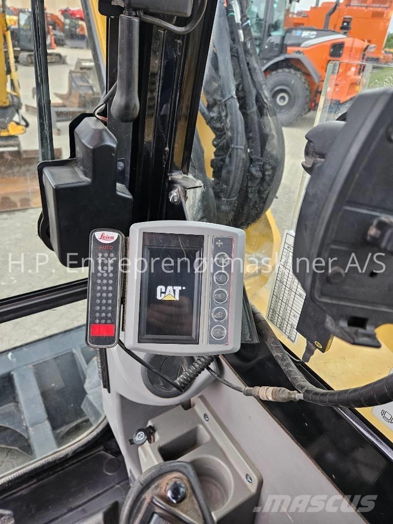 CAT 308E2 Excavatoare pe șenile
