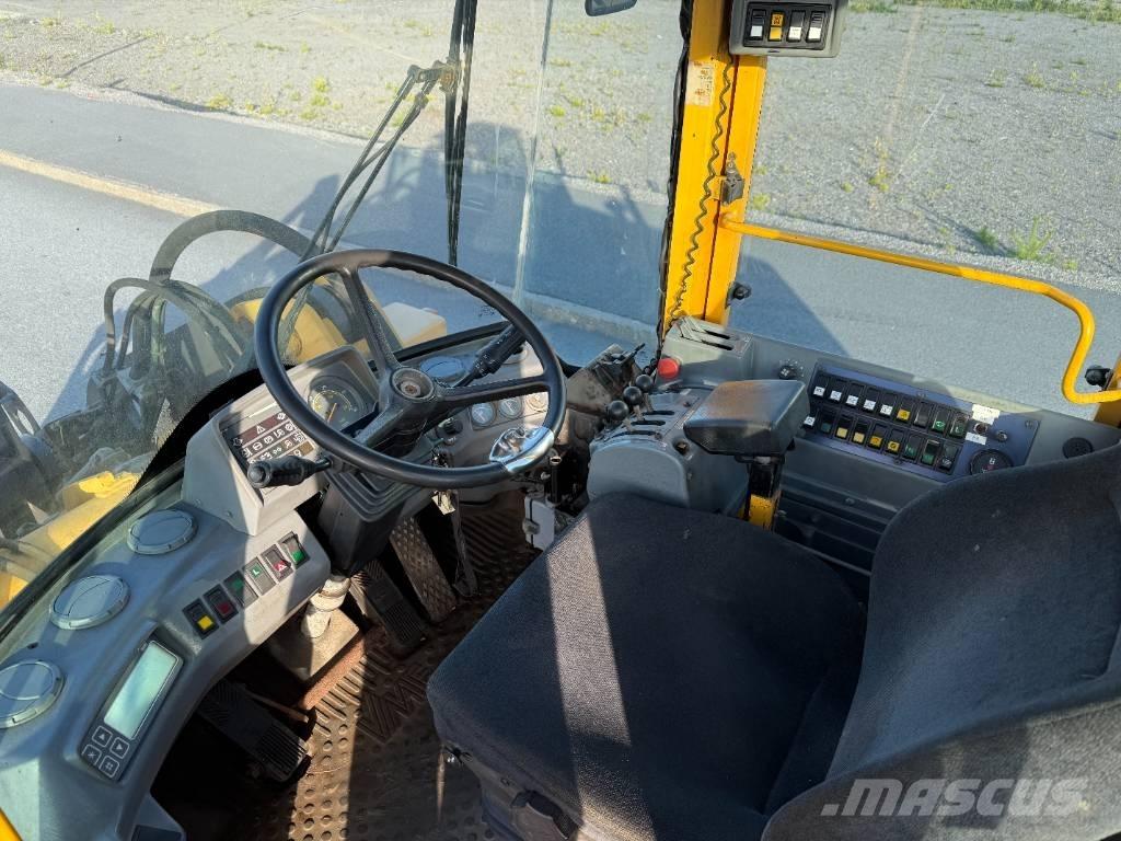 Volvo L 70 C Incarcator pe pneuri