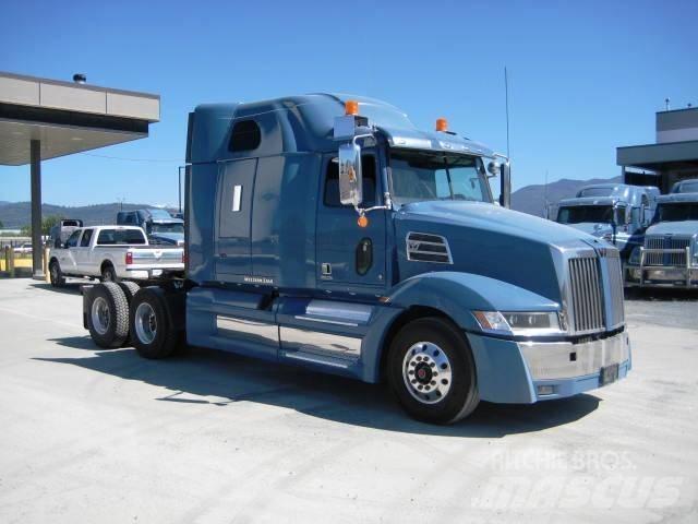 Western Star 5700 XE Autotractoare