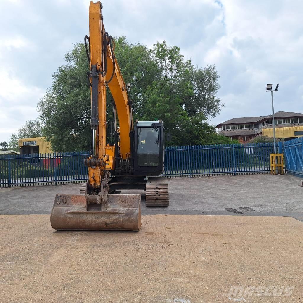 JCB JS 131 LC Excavatoare pe șenile
