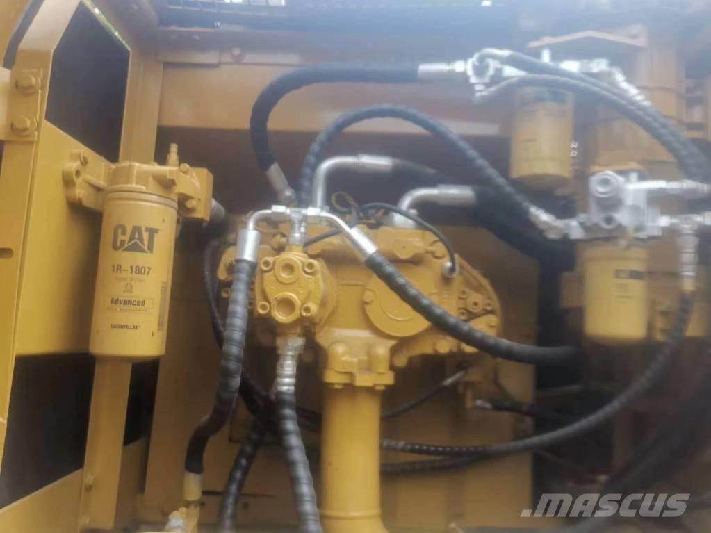 CAT 325 D Excavatoare pe șenile
