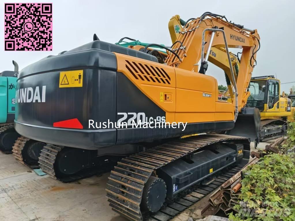 Hyundai 220 Excavatoare 7t - 12t