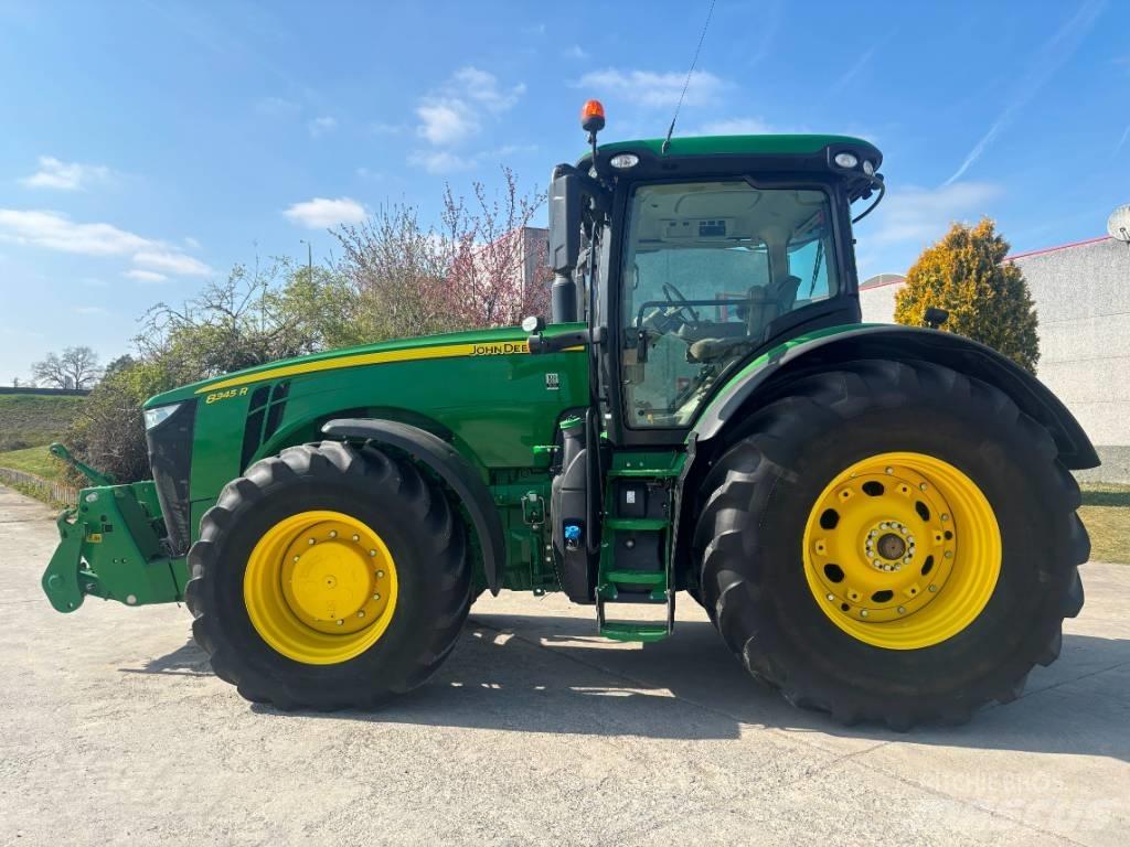 John Deere 8345 R Tractoare