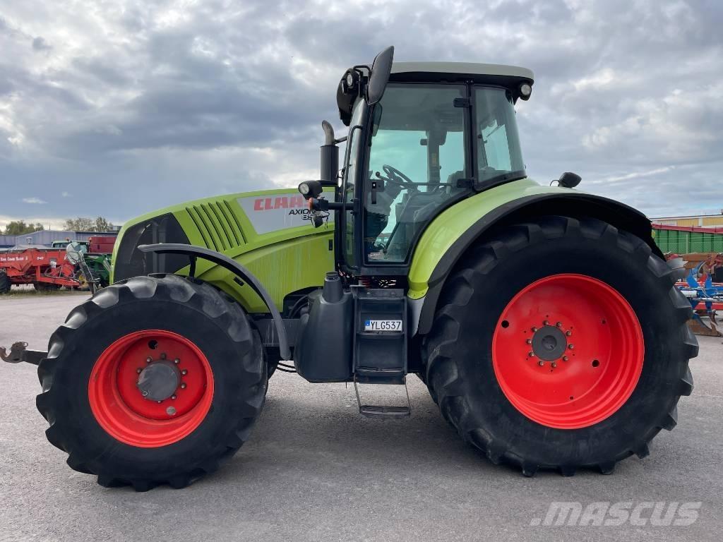 CLAAS Axion 850 Tractoare