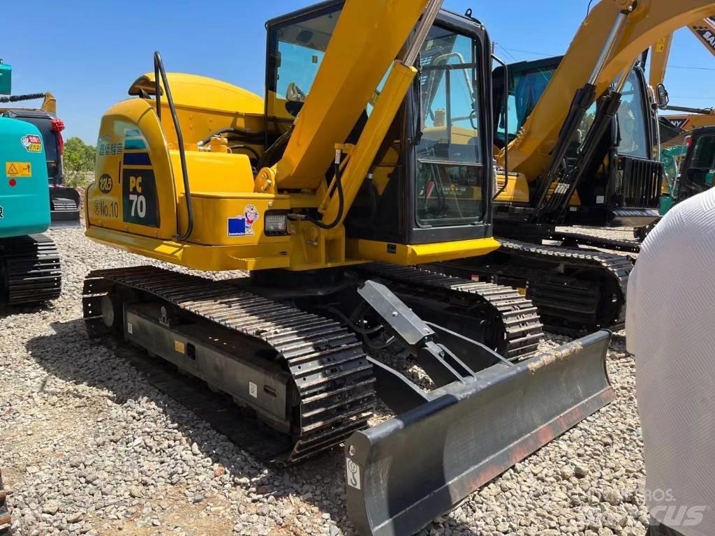Komatsu PC 70 Excavatoare pe șenile
