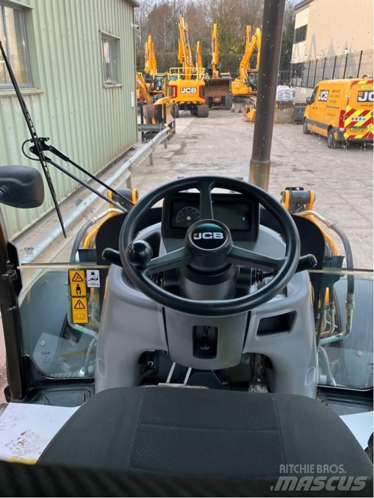 JCB 3CX Buldoexcavatoare