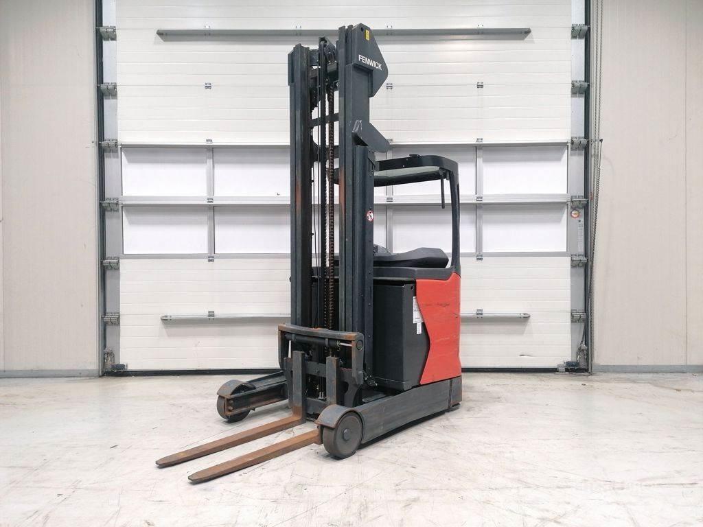 Linde R14-01 Stivuitor cu catarg retractabil