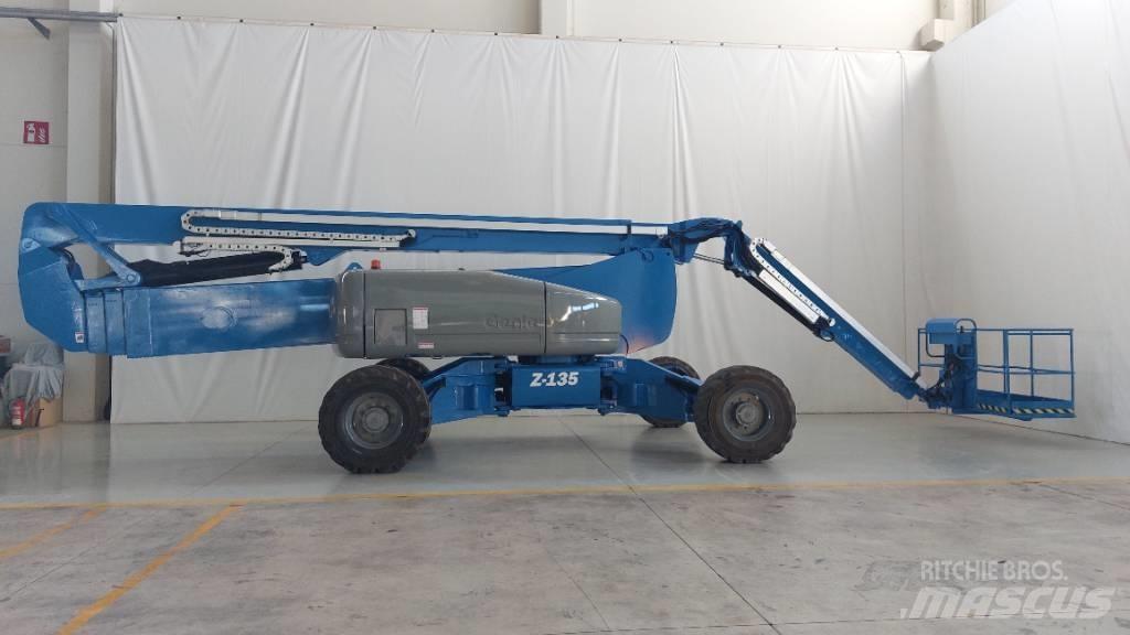 Genie ZX 135/70 Nacele cu brat articulat
