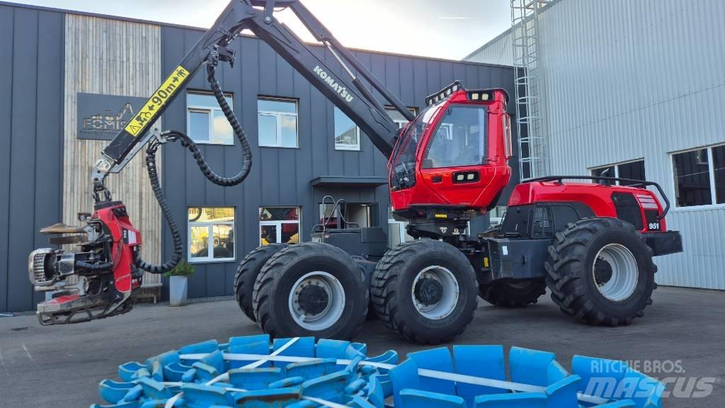 Komatsu 951 Combine forestiere