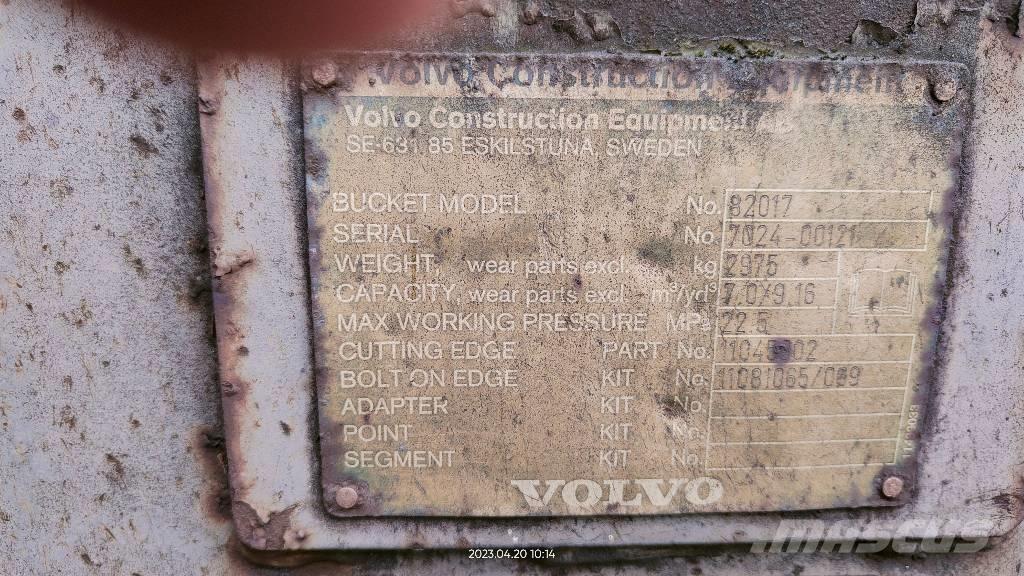 Volvo 180F Pistoane