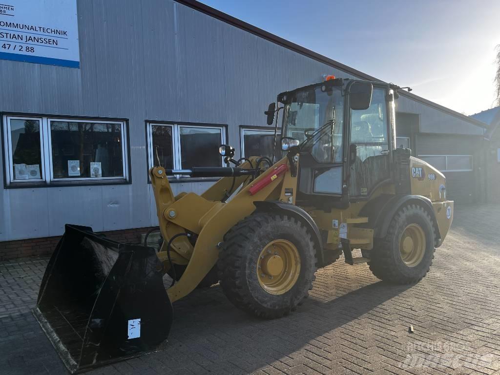 CAT 908 Incarcator pe pneuri