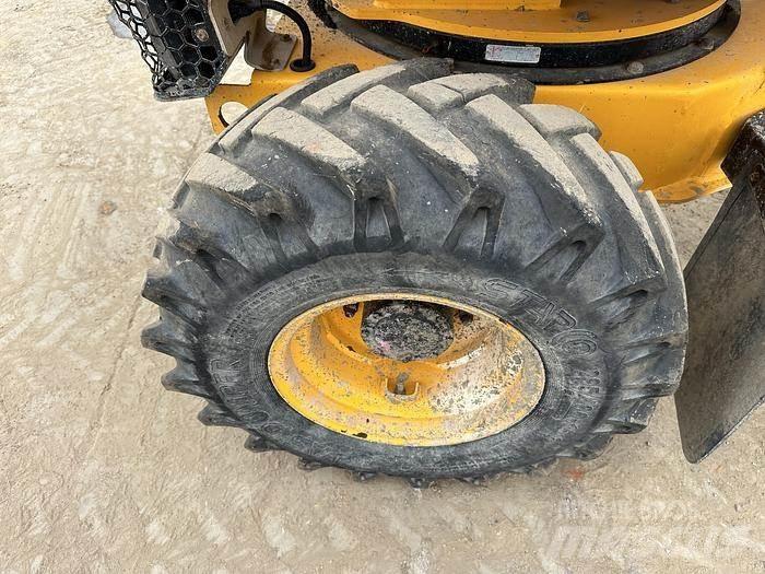 JCB 3STH Minitractor de teren