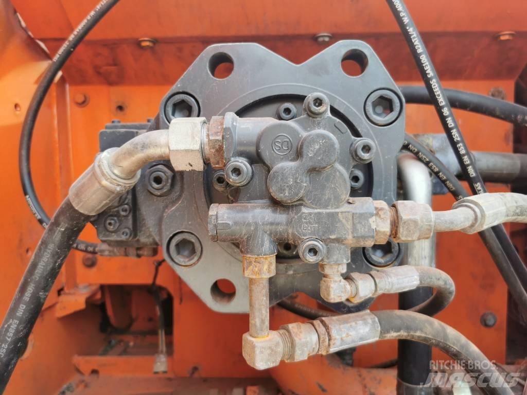 Doosan DX225LC Excavatoare pe șenile

