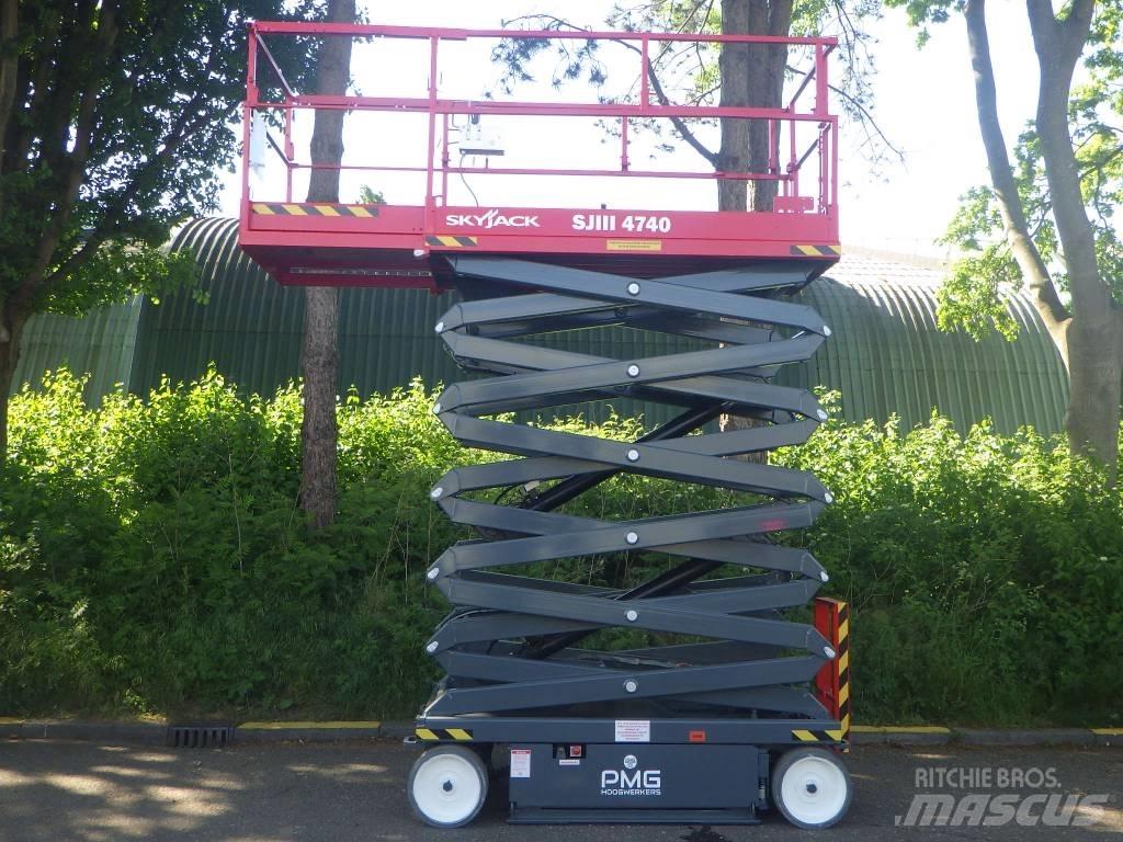 SkyJack SJ4740 Platforme foarfeca