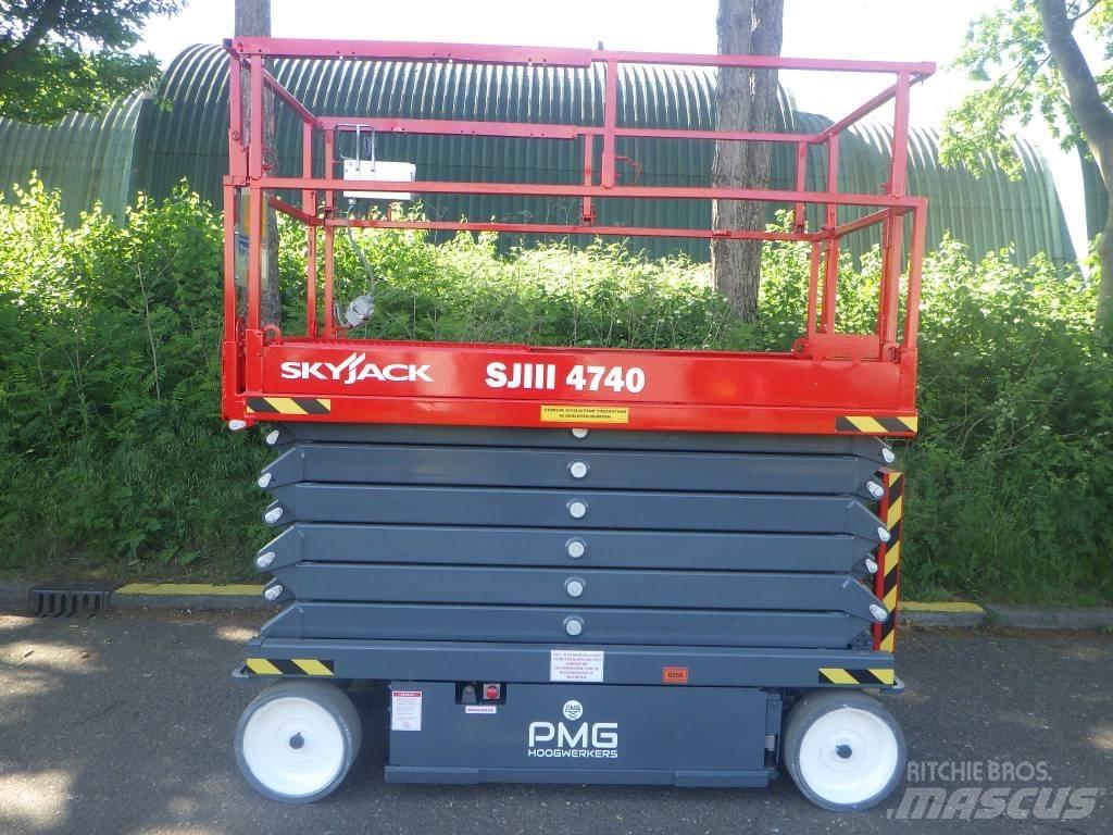 SkyJack SJ4740 Platforme foarfeca
