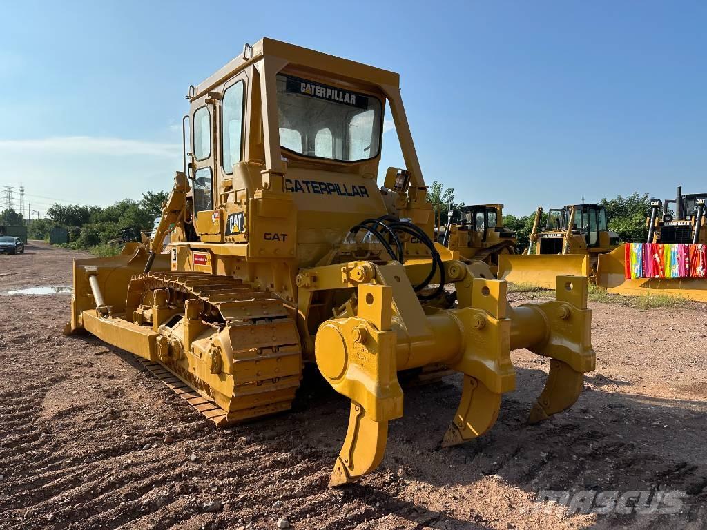 CAT D7G Buldozere pe senile
