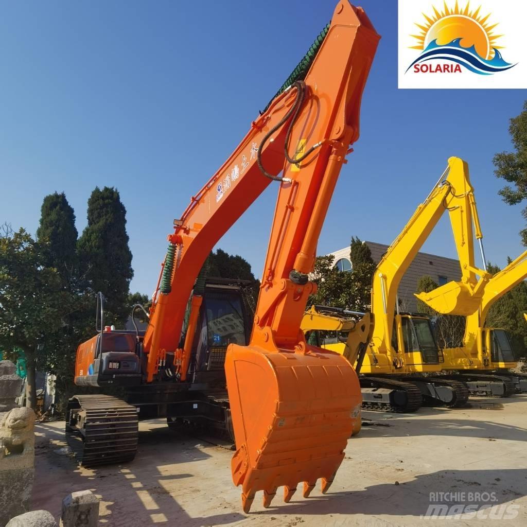 Hitachi ZX 200 Excavatoare pe șenile

