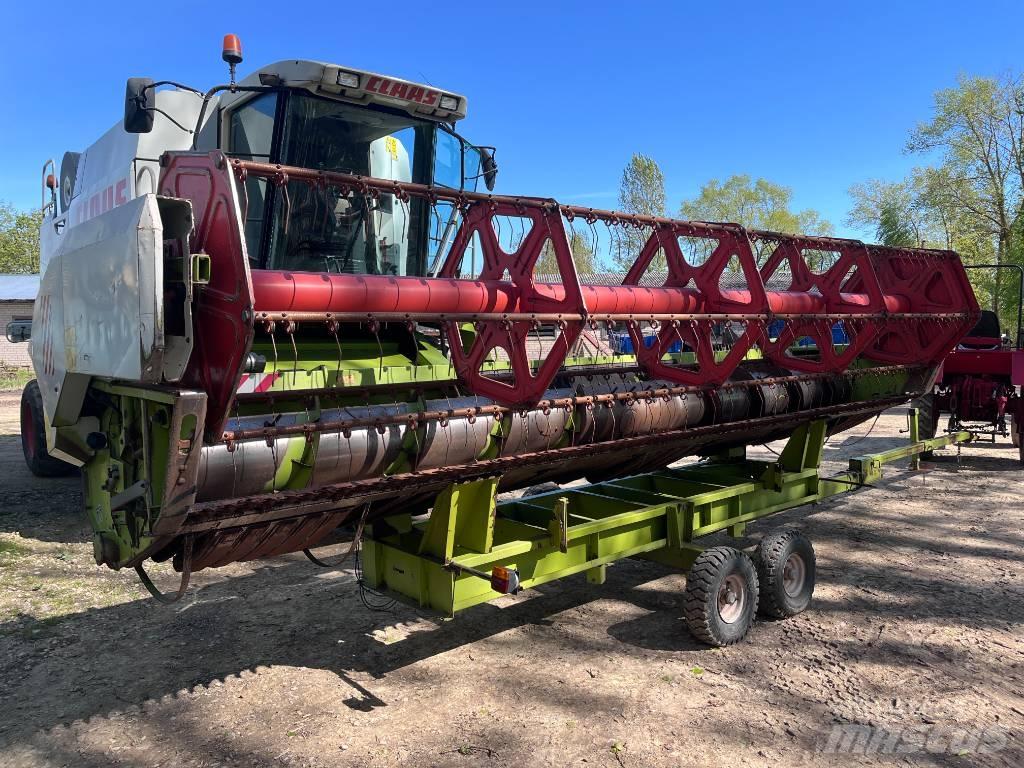 CLAAS Lexion 450 Combine de secerat