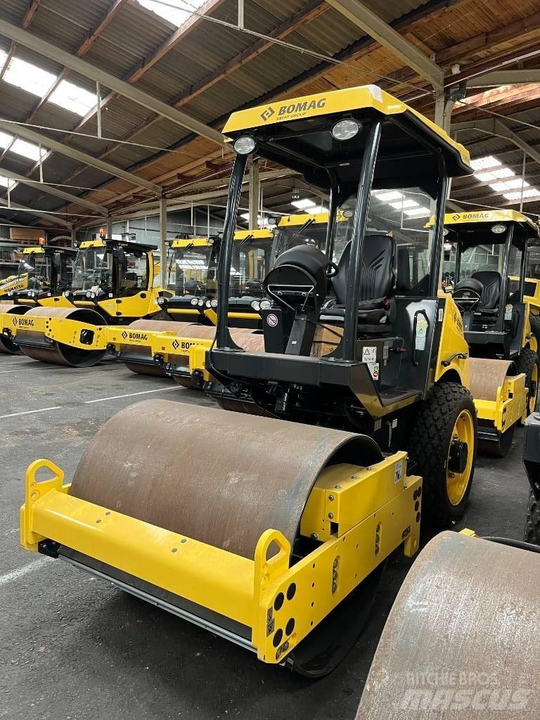 Bomag BW 124 DH-5 Compactoare monocilindrice