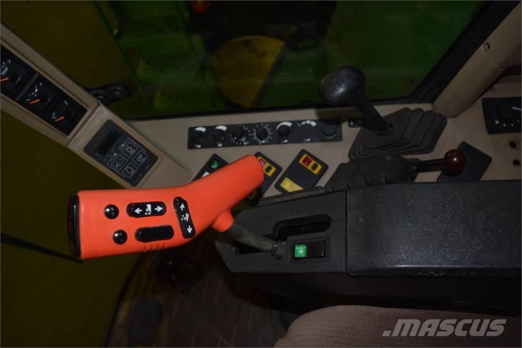 John Deere 2064 Combine de secerat