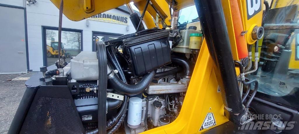 JCB 3 CX Buldoexcavatoare