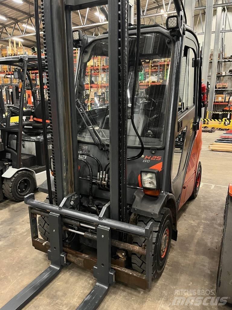 Linde H25D-02 Stivuitor diesel