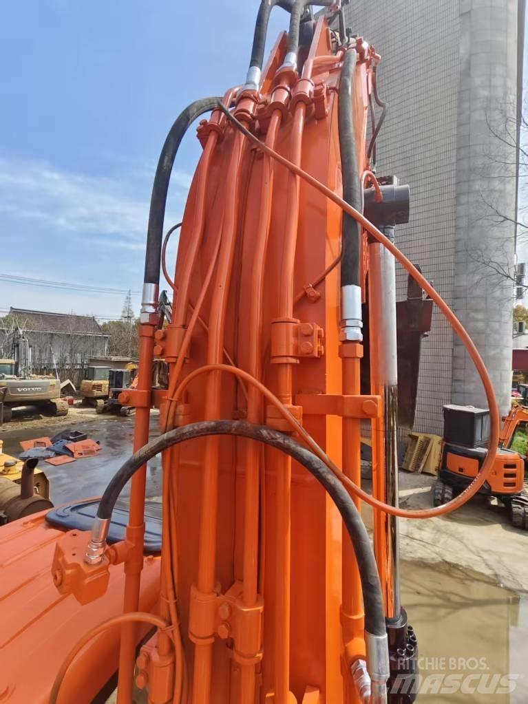 Doosan DX 225 LC Excavatoare pe șenile
