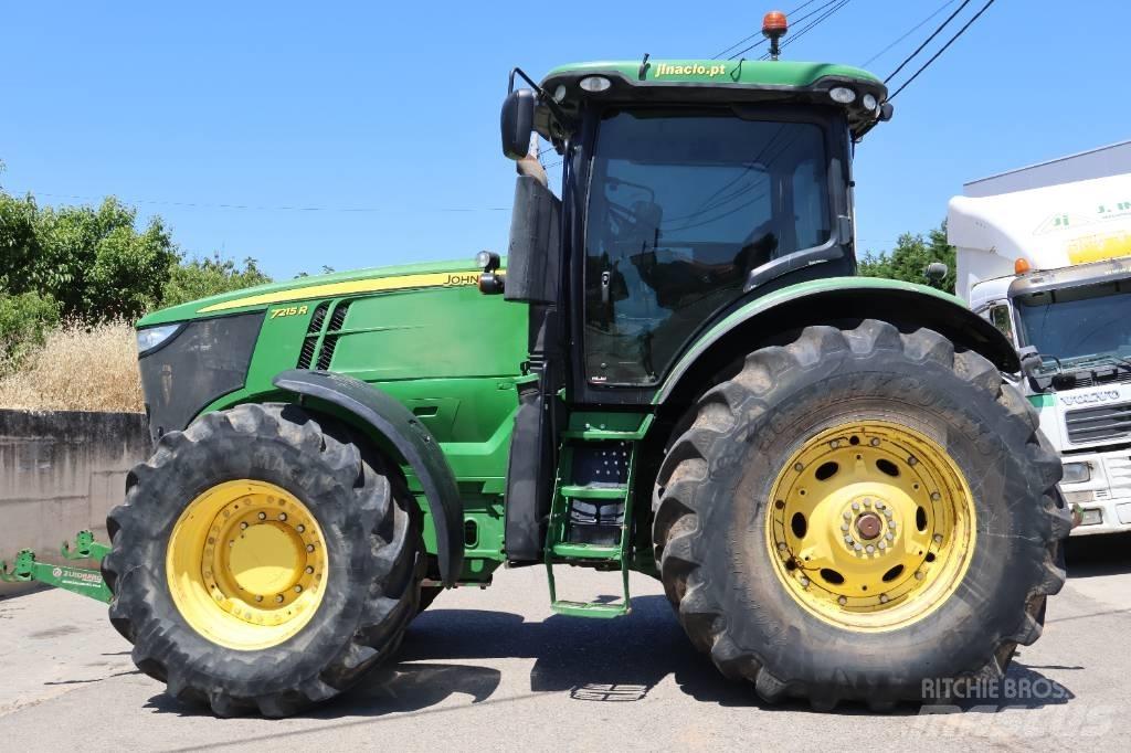 John Deere 7215 R Tractoare