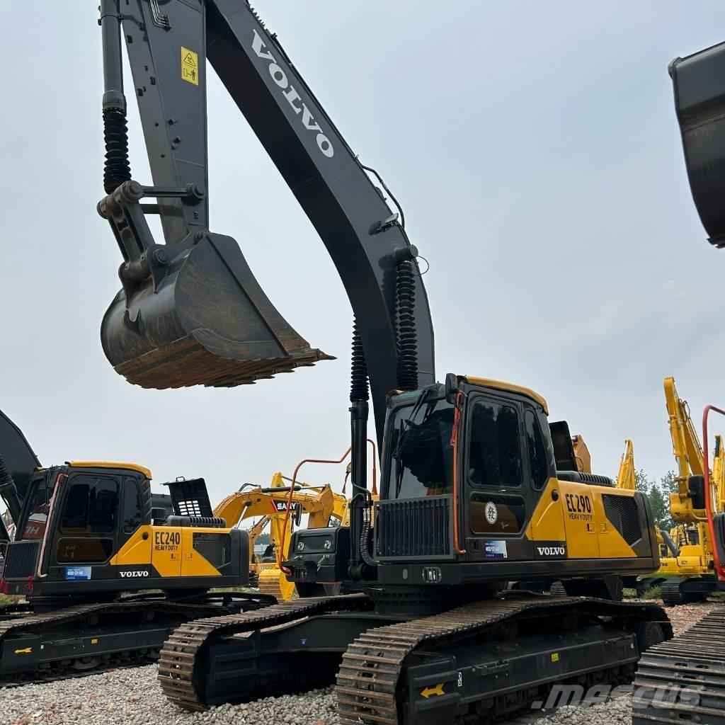 Volvo 240 Excavatoare pe șenile
