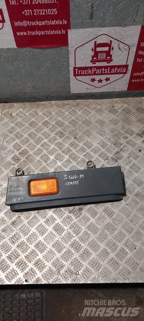 Scania 94 D.   1354593 Cabine si interior