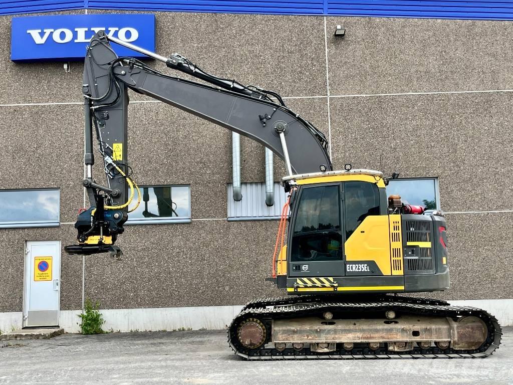 Volvo ECR 235 E Excavatoare pe șenile
