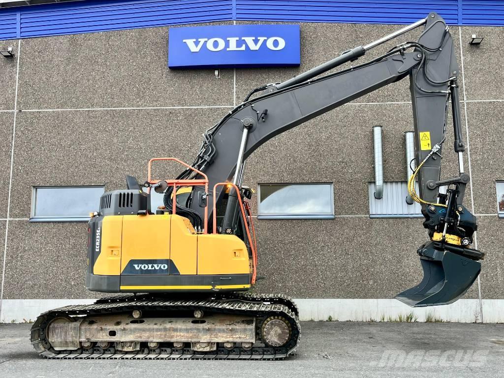 Volvo ECR 235 E Excavatoare pe șenile
