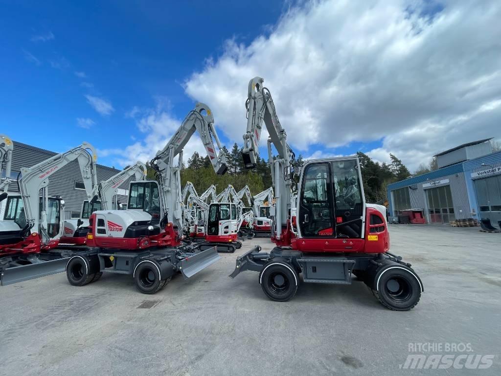 Takeuchi TB 370W Excavatoare cu roti