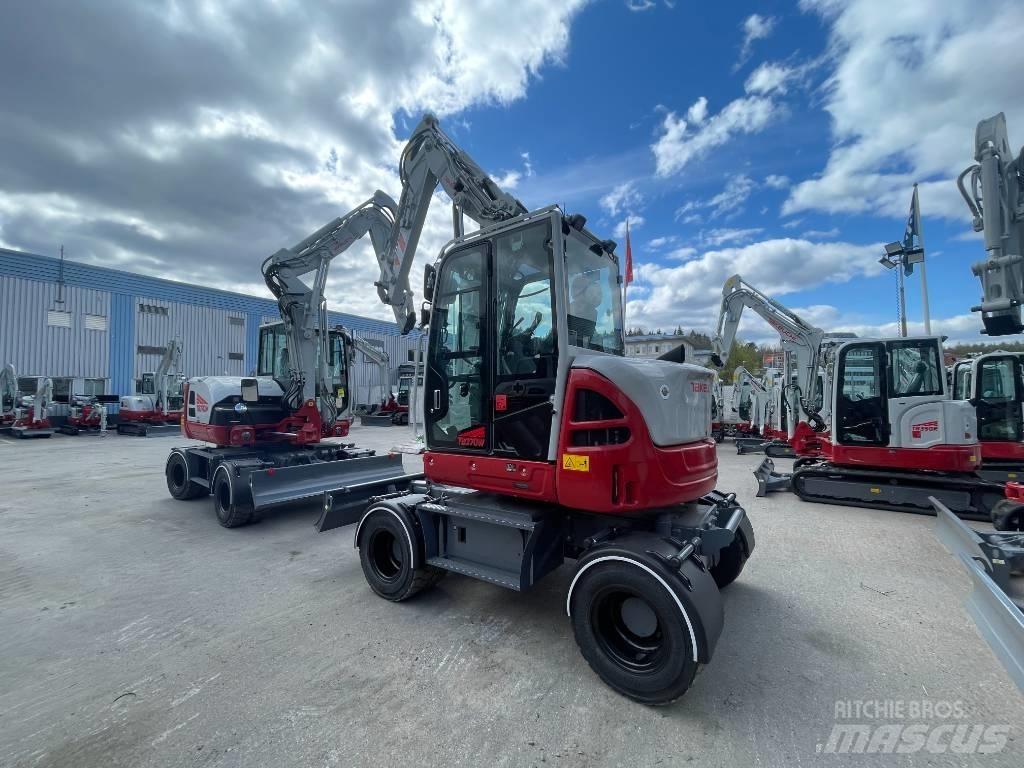Takeuchi TB 370W Excavatoare cu roti