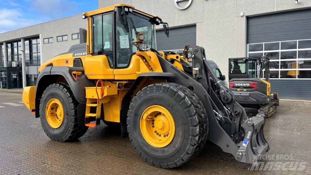 Volvo L120H Incarcator pe pneuri