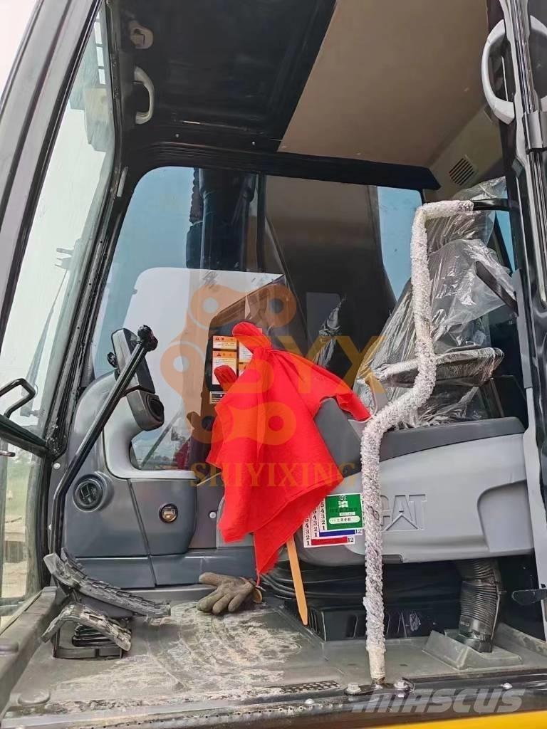 CAT 330 D LC Excavatoare pe șenile
