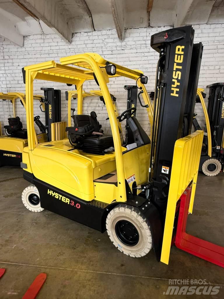 Hyster J3.0XN Stivuitor electric