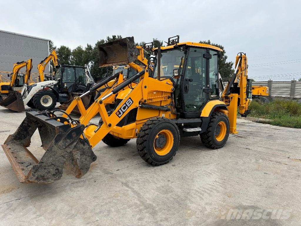 JCB 3 CX / compact Buldoexcavatoare