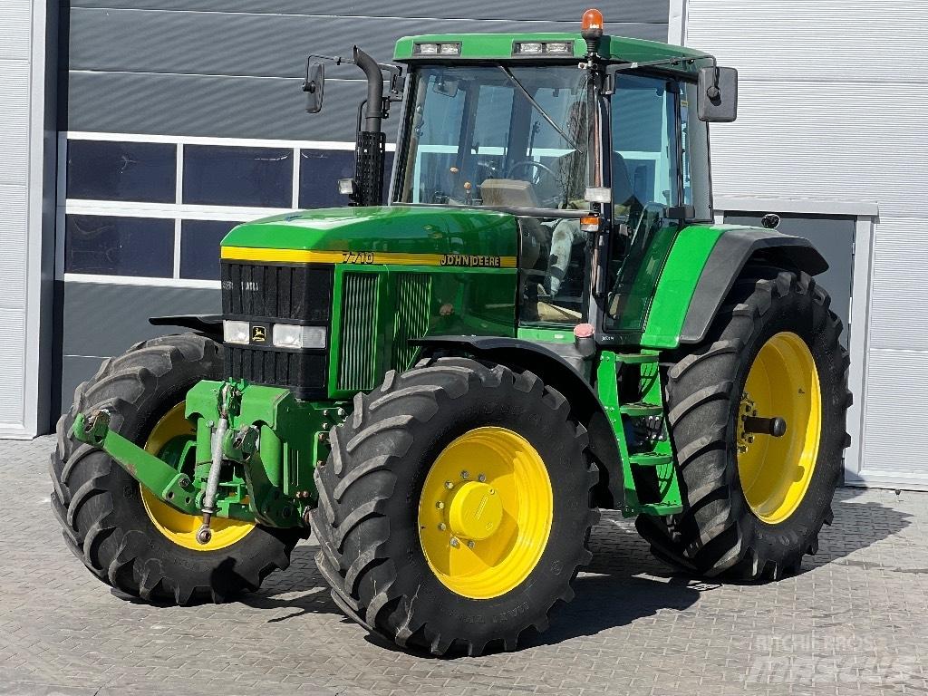 John Deere 7710 PQ Tractoare