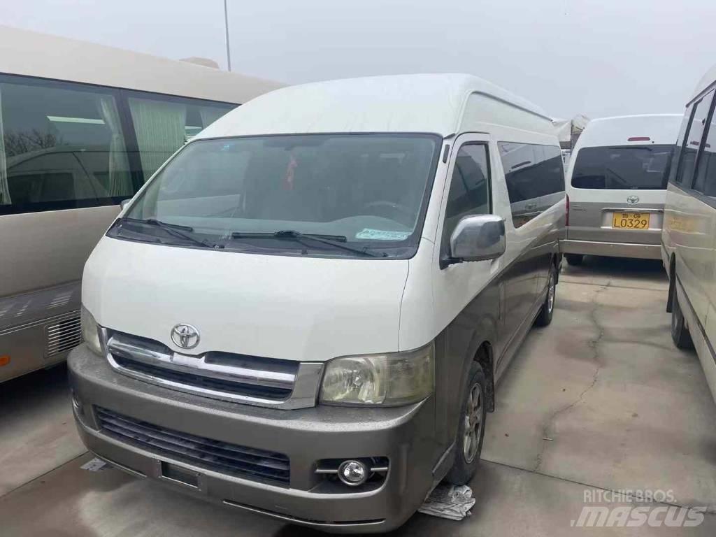 Toyota Hiace Autobuze intercity