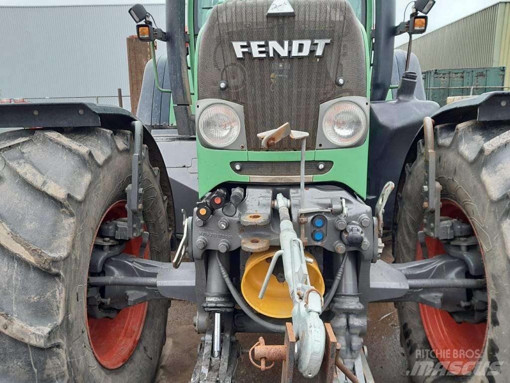 Fendt 818 Vario TMS Tractoare