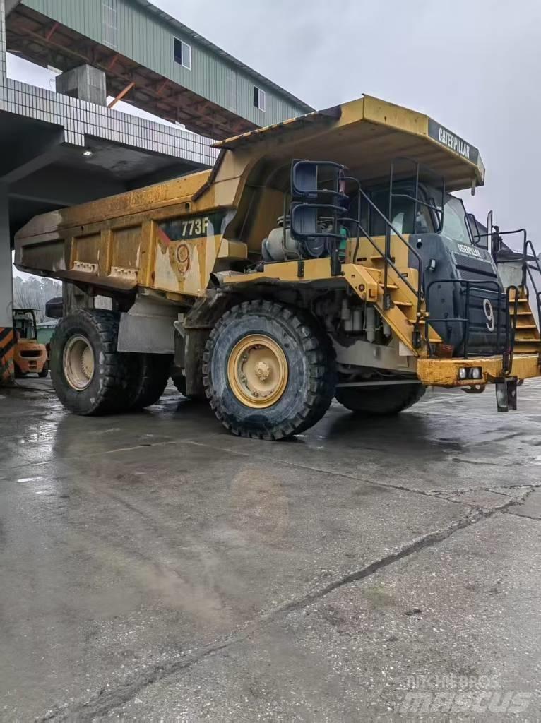 CAT 777E Transportoare articulate